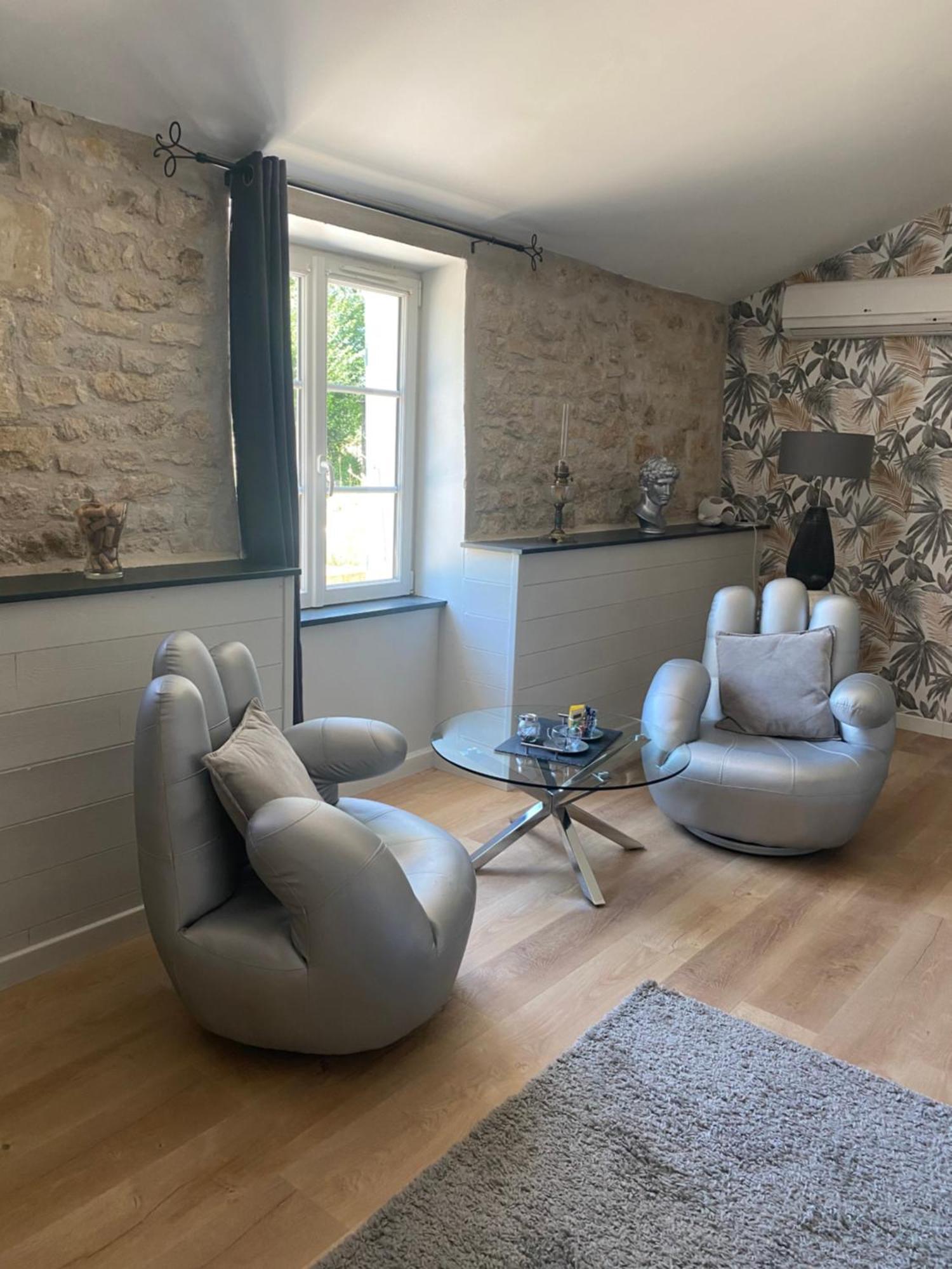 La Chaumeauniere Bed and Breakfast Aigrefeuille-dʼAunis Esterno foto