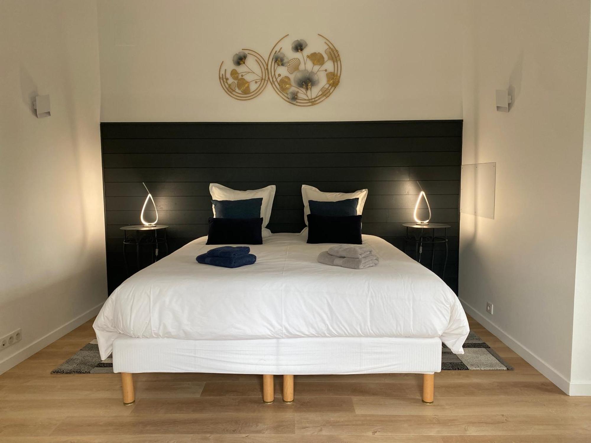 La Chaumeauniere Bed and Breakfast Aigrefeuille-dʼAunis Esterno foto